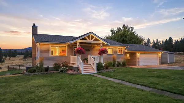 32326 N Elk-chattaroy Rd, Chattaroy, WA 99003