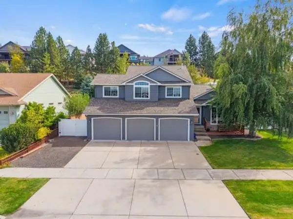 8912 N James Dr, Spokane, WA 99208