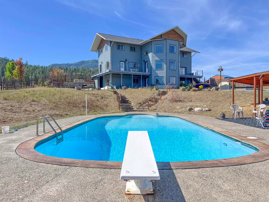 719 Deer Meadow Way, Kettle Falls, WA 99141 - #2