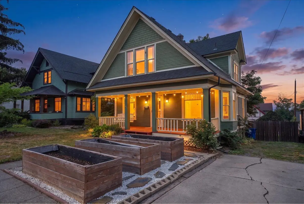 1223 E 13th Ave, Spokane, WA 99202 - #1