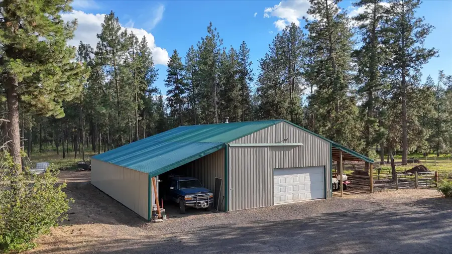 1329 W Paradise Rd Rd, Spokane, WA 99224 - #3