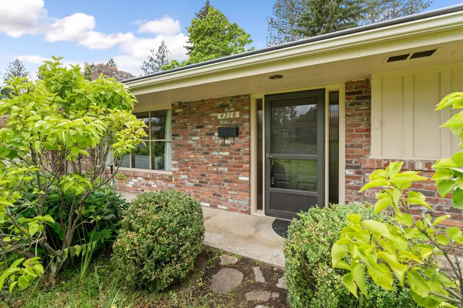 4218 S Helena St, Spokane, WA 99203 - #2