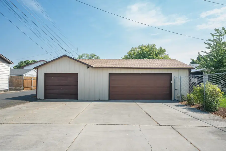 603 E Columbia Ave, Spokane, WA 99208 - #2