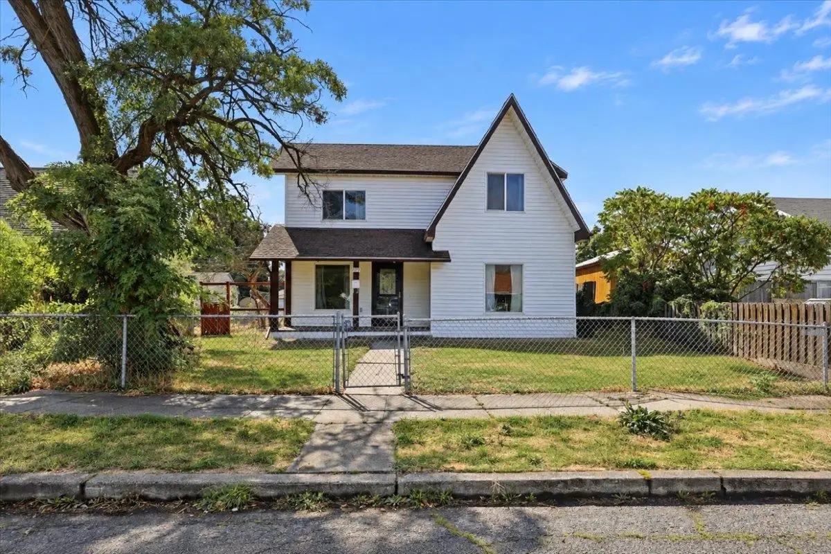 1712 E Queen Ave, Spokane, WA 99207 - #1