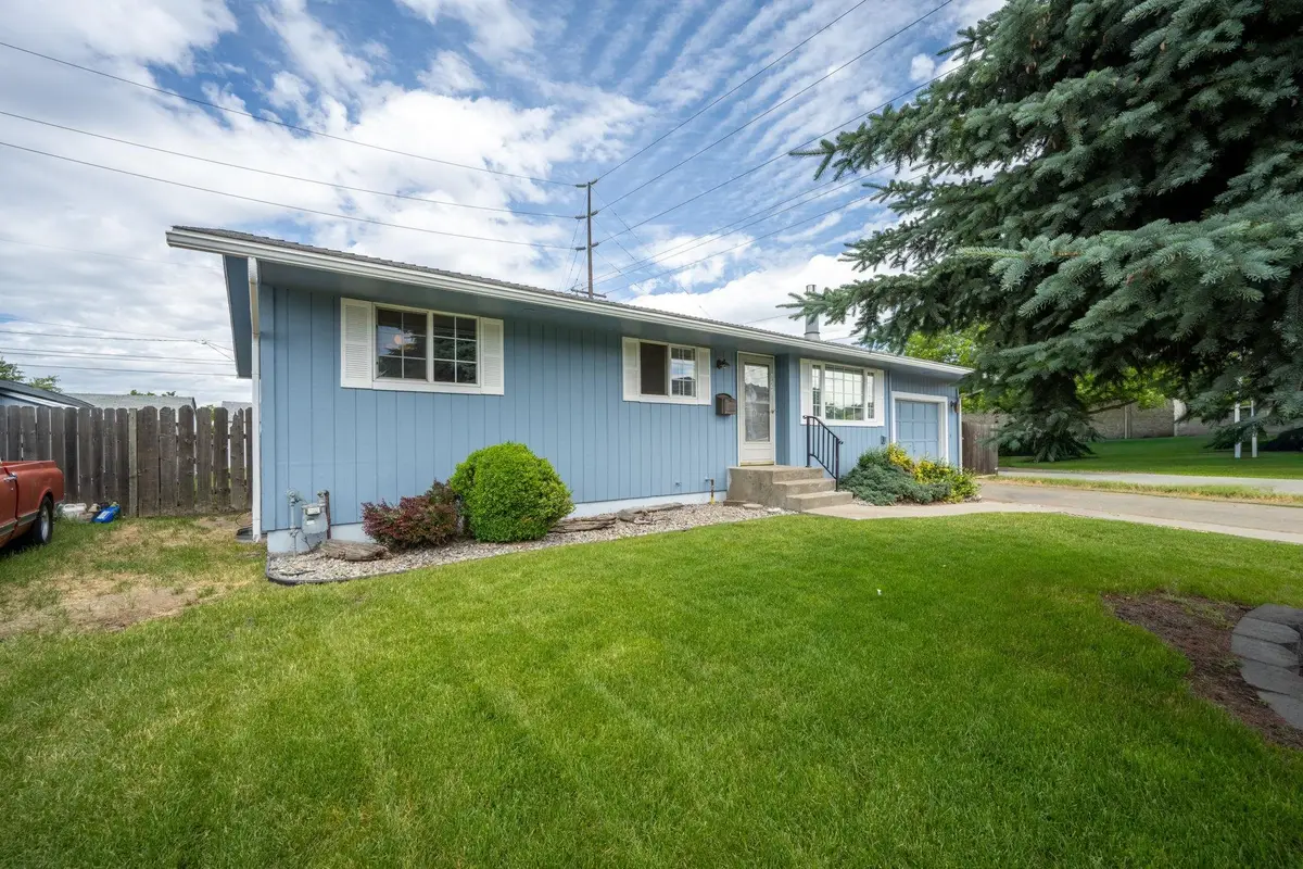 721 E Lyons Ave, Spokane, WA 99208 - #1