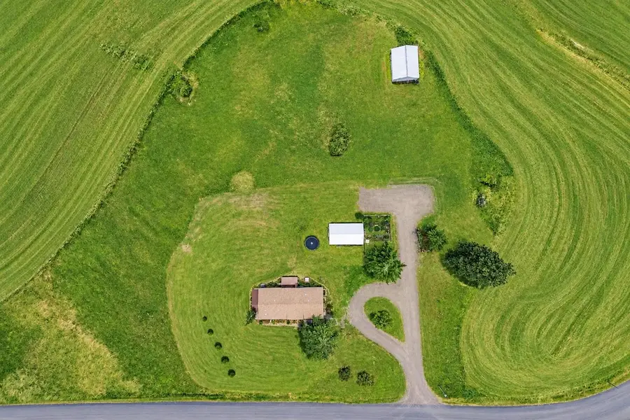 38521 Idaho Rd, Tekoa, WA 99033 - #3