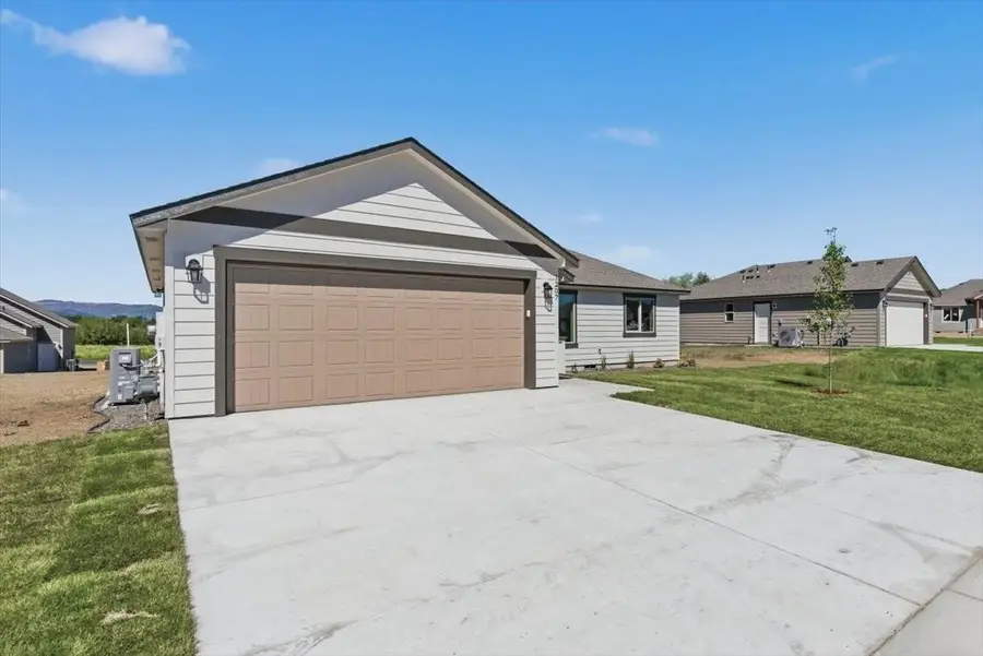 1207 N Layton Ave, Deer Park, WA 99006 - #3