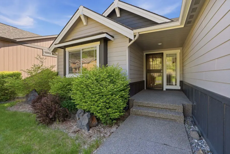 1907 S Canyon Woods Ln, Spokane, WA 99224 - #2