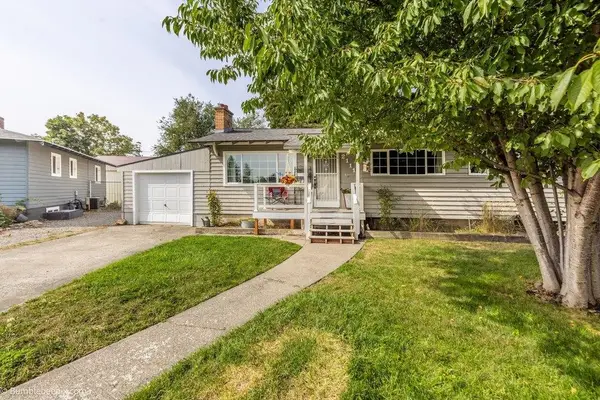 2111 N Sycamore St, Spokane, WA 99217