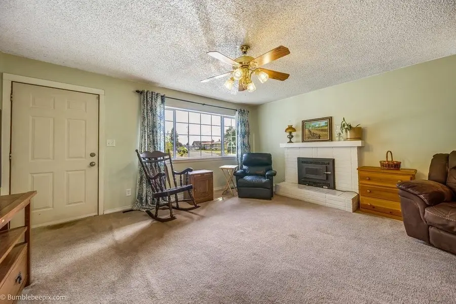 2111 N Sycamore St, Spokane, WA 99217 - #3