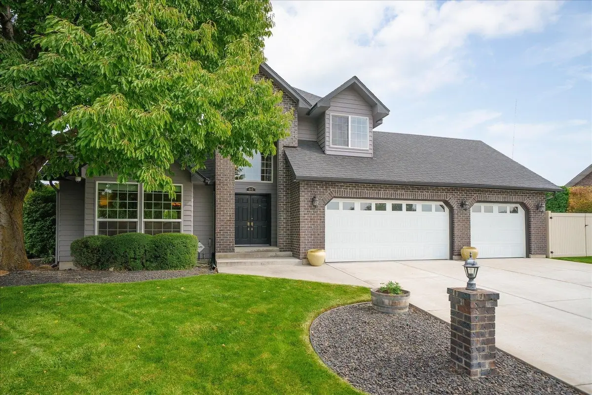 805 S Harmony Rd, Greenacres, WA 99016 - #1