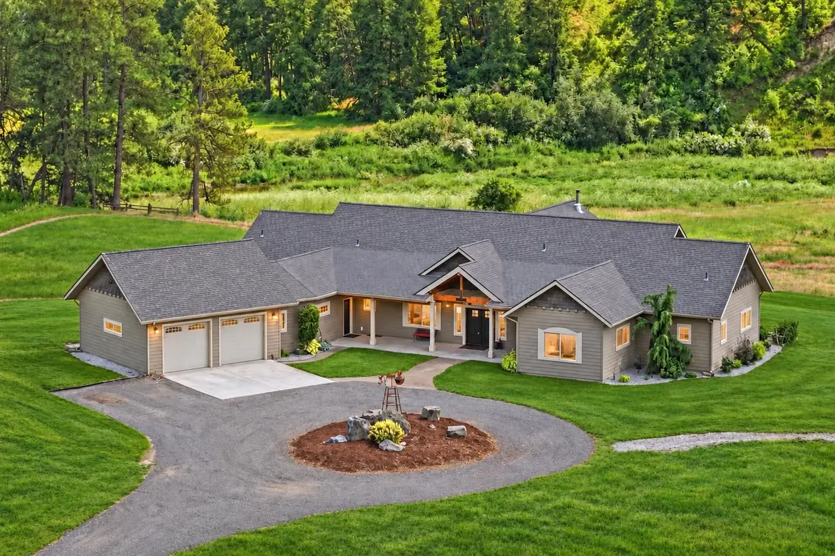10638 Hangman Valley Rd, Spokane, WA 99224 - #1