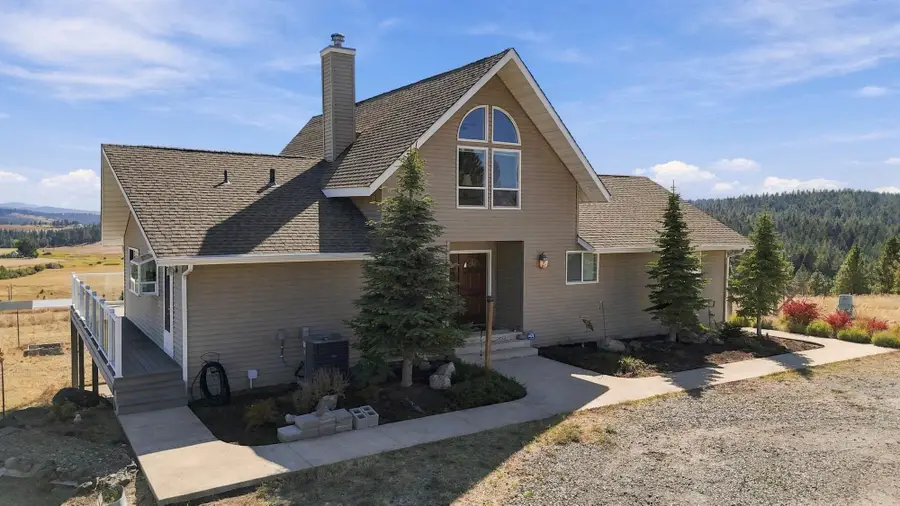 27511 N Scotts Hill Ln, Chattaroy, WA 99003 - #3
