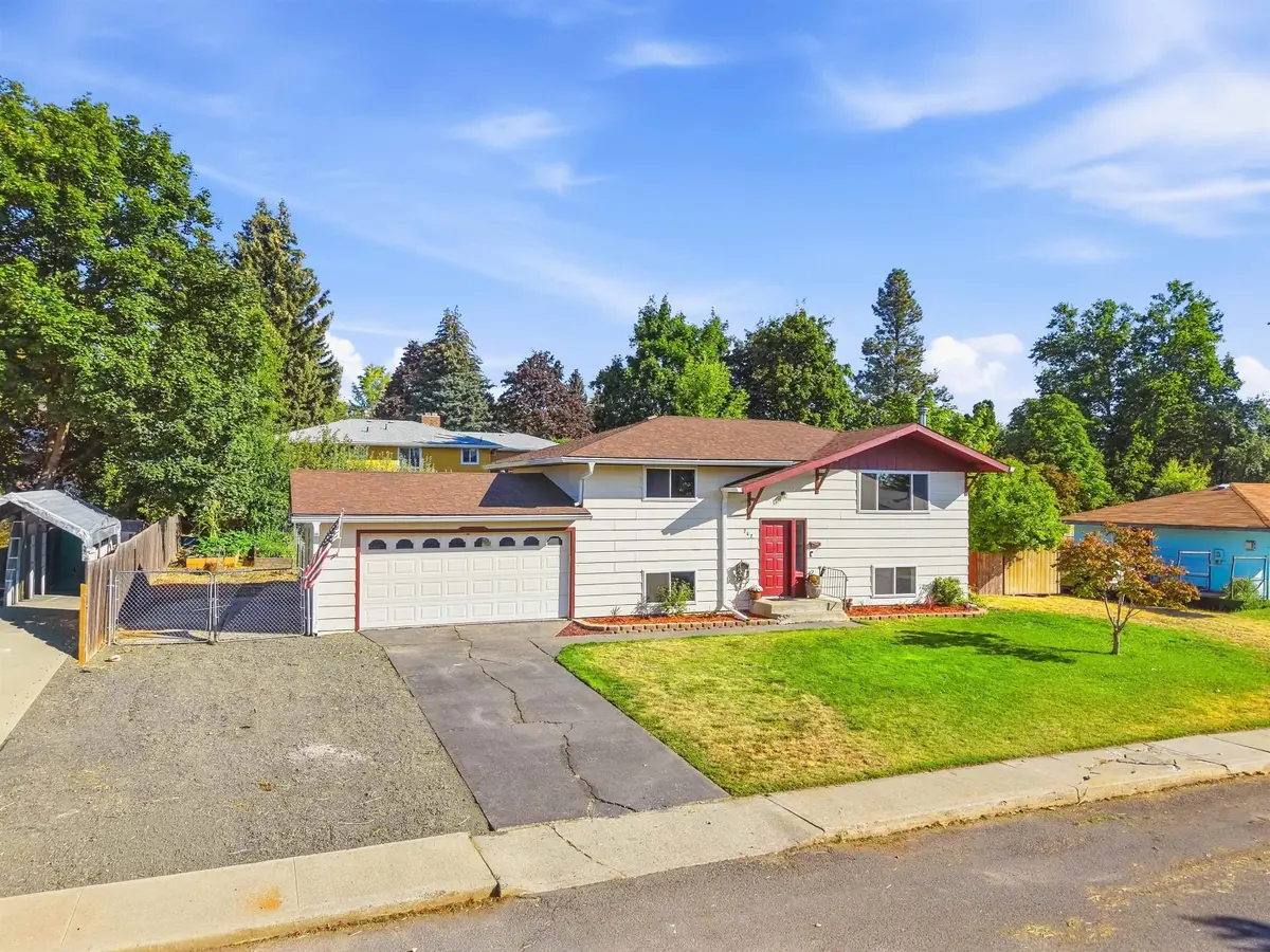 247 Walker Dr, Cheney, WA 99004 - #1