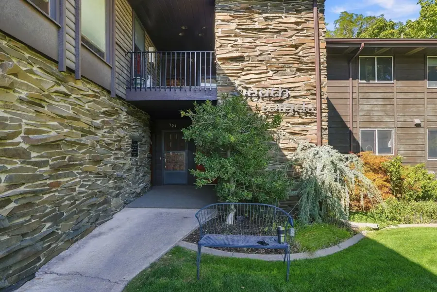 305 E 24th Ave, Spokane, WA 99203 - #2