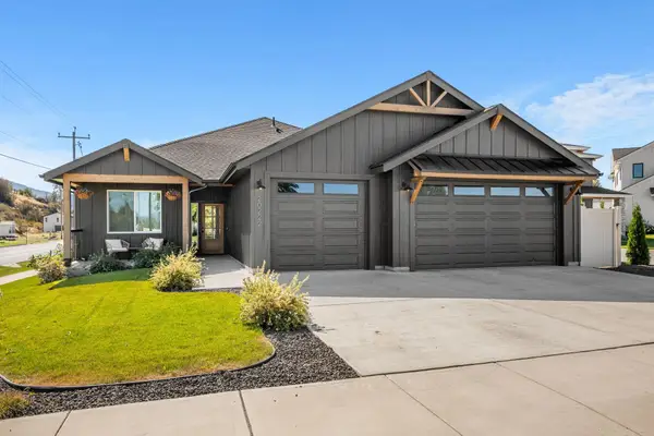 20222 E 10 Ct, Spokane Valley, WA 99016