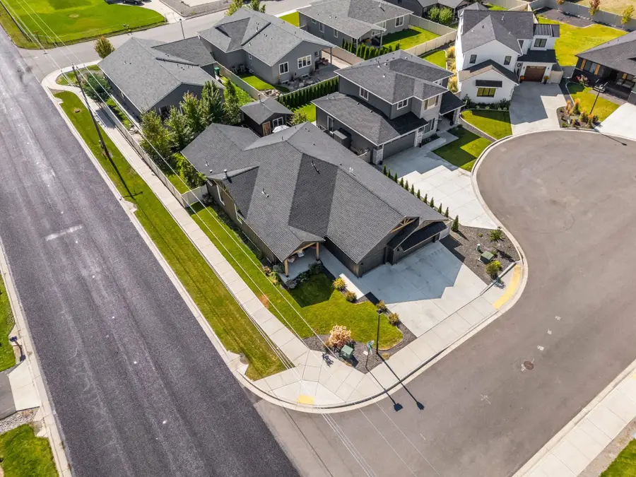 20222 E 10 Ct, Spokane Valley, WA 99016 - #3