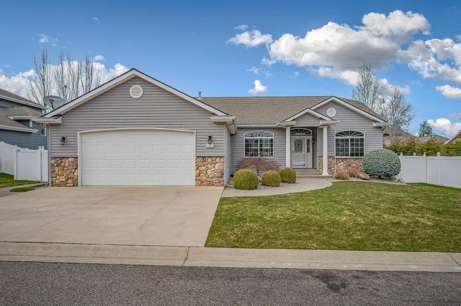 16513 E 9th Ln, Veradale, WA 90037 - #2