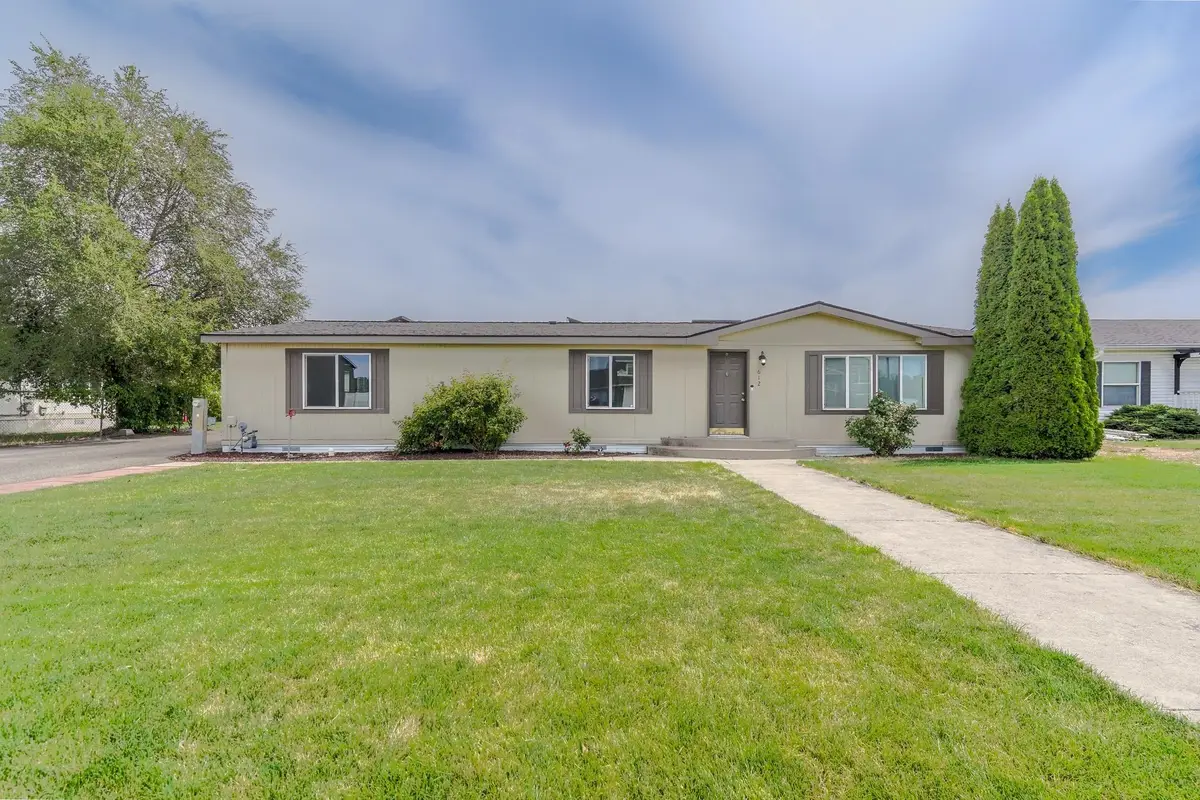 612 N Shamrock Rd, Veradale, WA 99037-8538 - #1