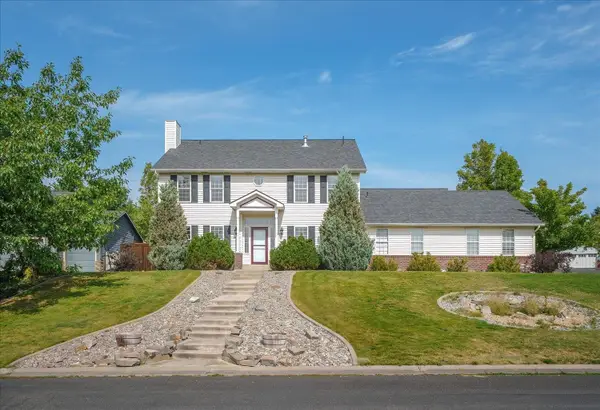 2422 S Boulder Ln, Greenacres, WA 99016