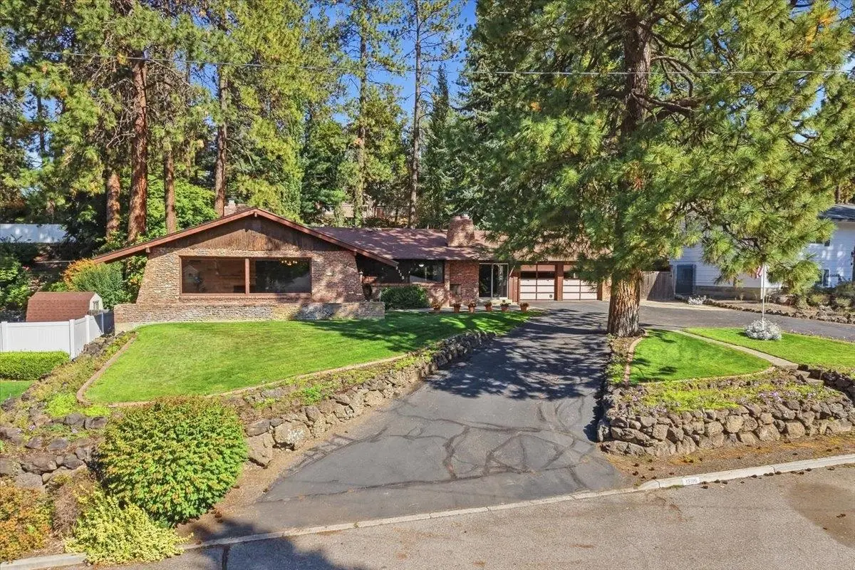 12119 E 22nd Ave, Spokane Valley, WA 99206 - #1