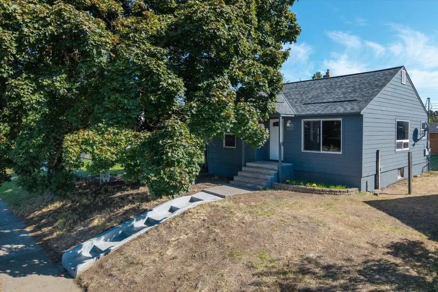 4808 N Post St, Spokane, WA 99205 - #2