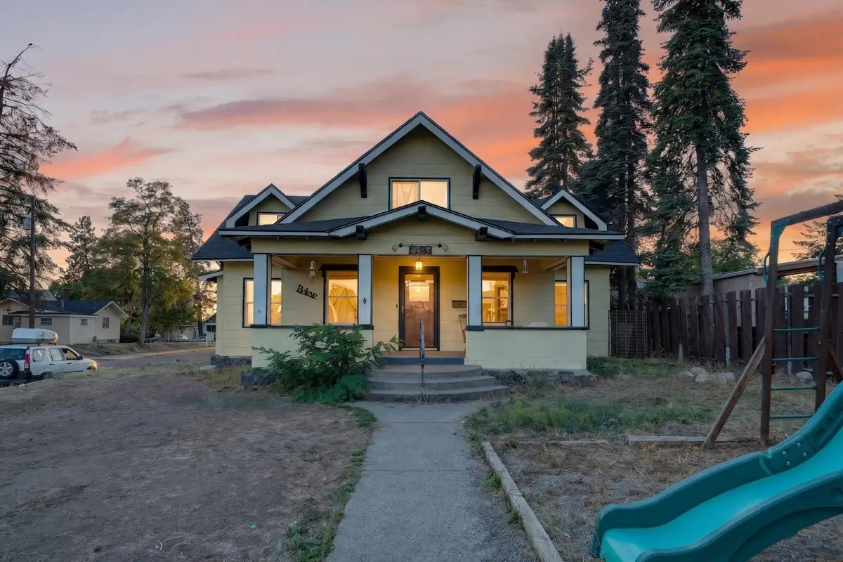 4103 N Washington St, Spokane, WA 99205 - #1