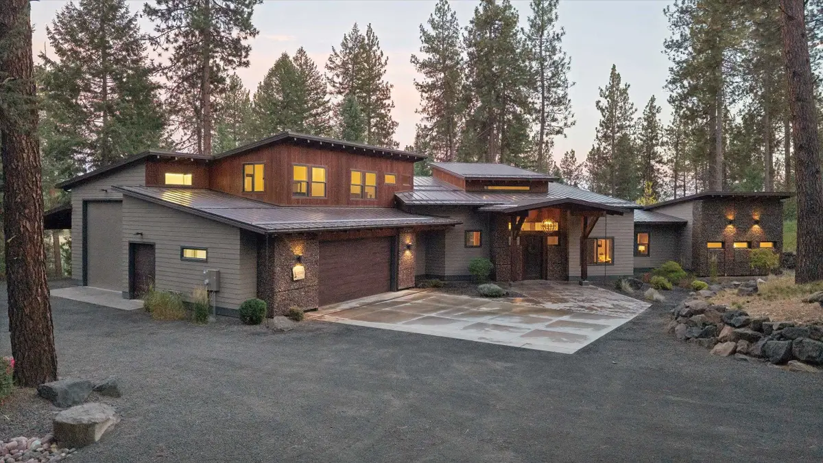 25204 N Lords Ln, Chattaroy, WA 99003 - #1