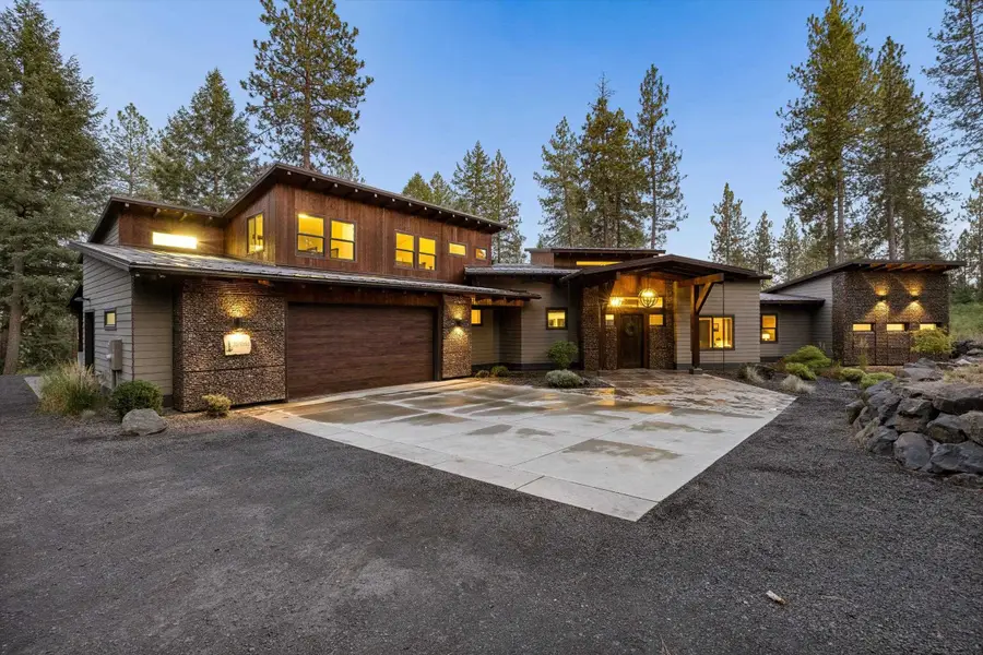 25204 N Lords Ln, Chattaroy, WA 99003 - #2