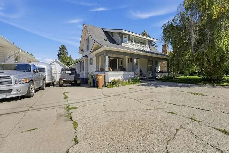 1421 E 13th Ave, Spokane, WA 99202 - #1