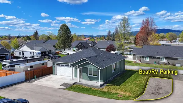 17803 E 3rd Ln, Spokane Valley, WA 99016