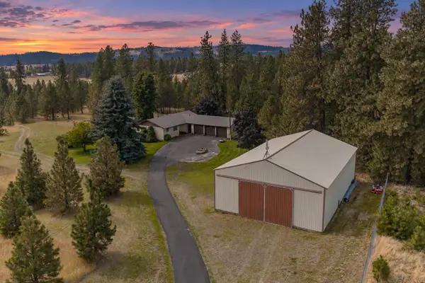 19825 N Hwy 395, Colbert, WA 99005