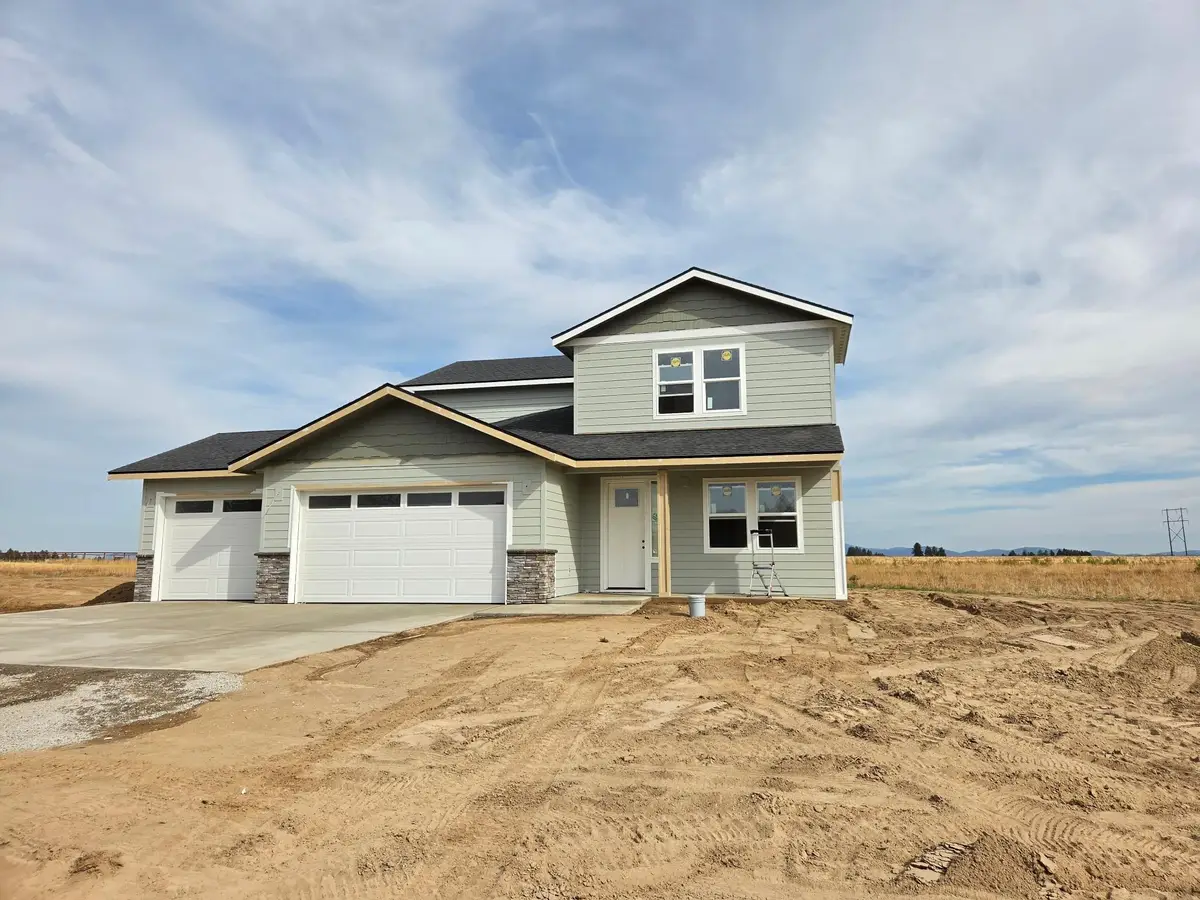 1481 W Half Moon Rd, Colbert, WA 99005 - #1
