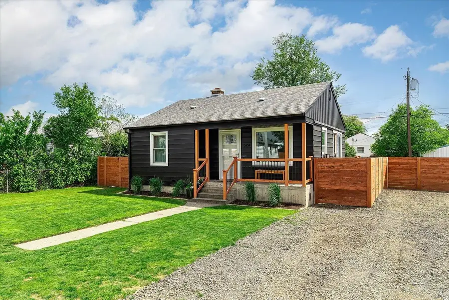 524 E Garland Ave, Spokane, WA 99207 - #3