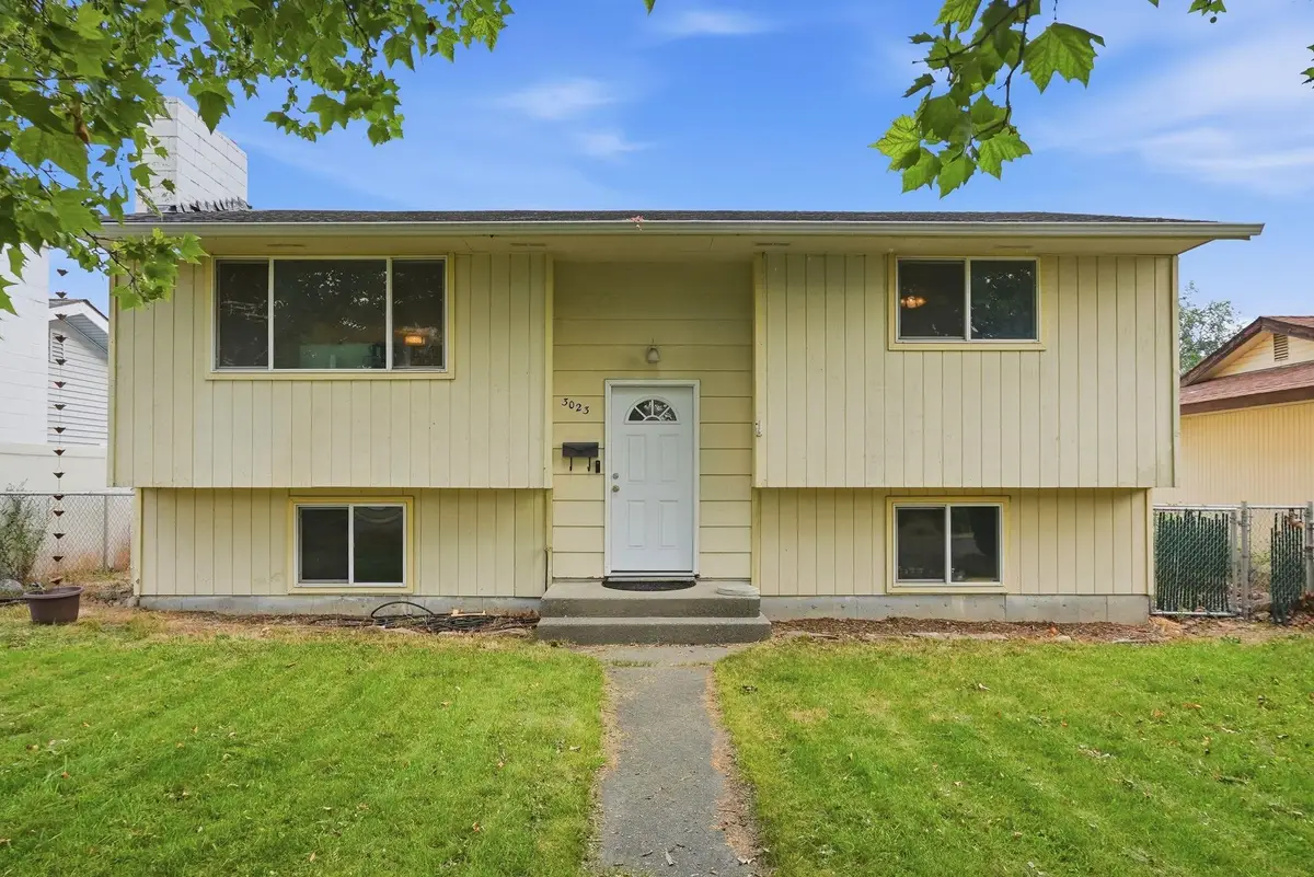3023 E Ermina Ave, Spokane, WA 99207 - #1