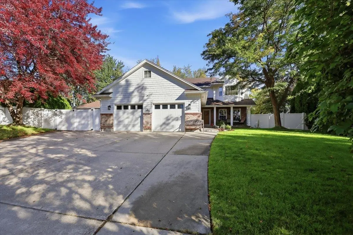 2001 S Century Ct, Spokane Valley, WA 99037 - #1