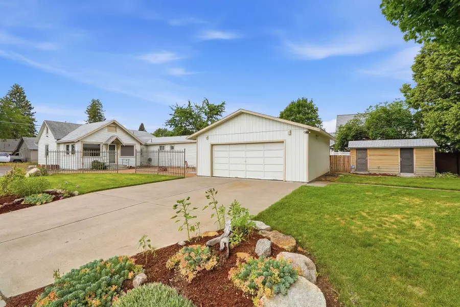 2028 E Mission Ave, Spokane, WA 99202 - #2