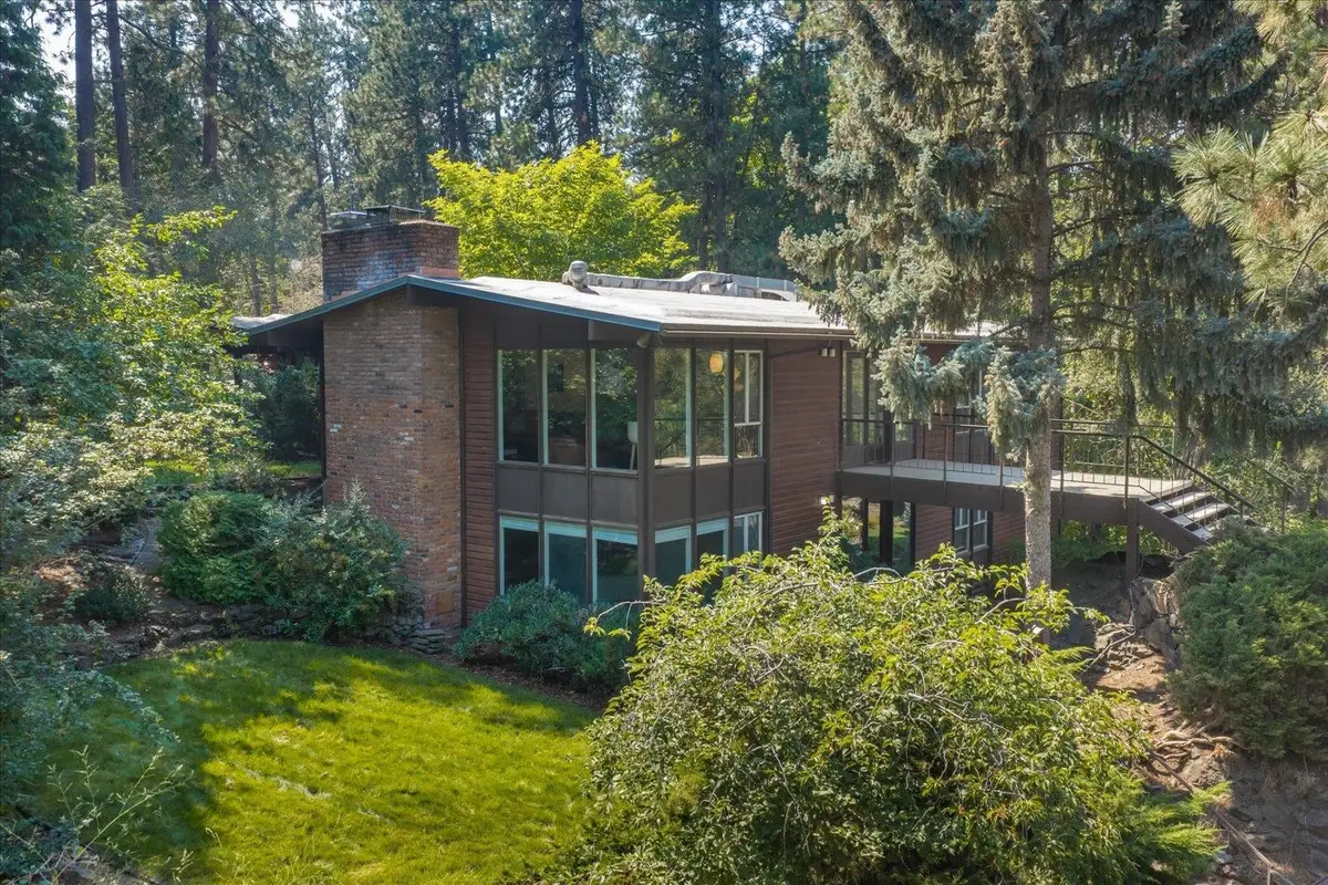 710 E 12th Ave, Spokane, WA 99202 - #1