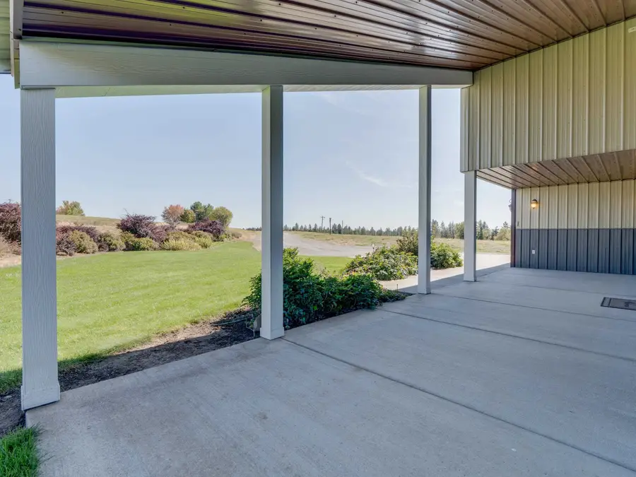 3017 E Moran Vista Ln, Spokane, WA 99223 - #3