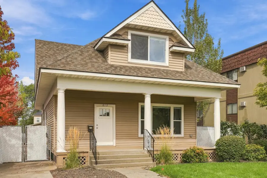 217 E Indiana Ave, Spokane, WA 99207 - #2