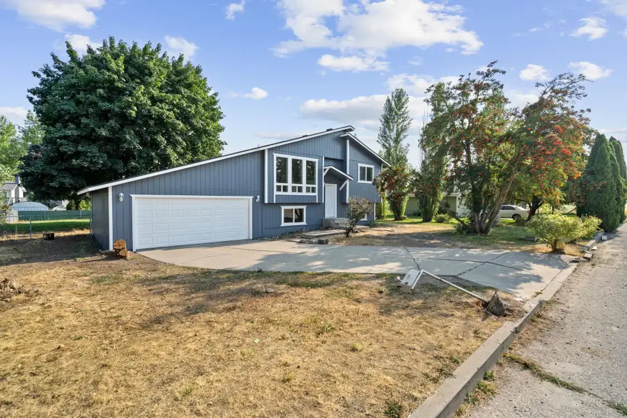 20710 E Gilbert Ave, Otis Orchards, WA 99027 - #3