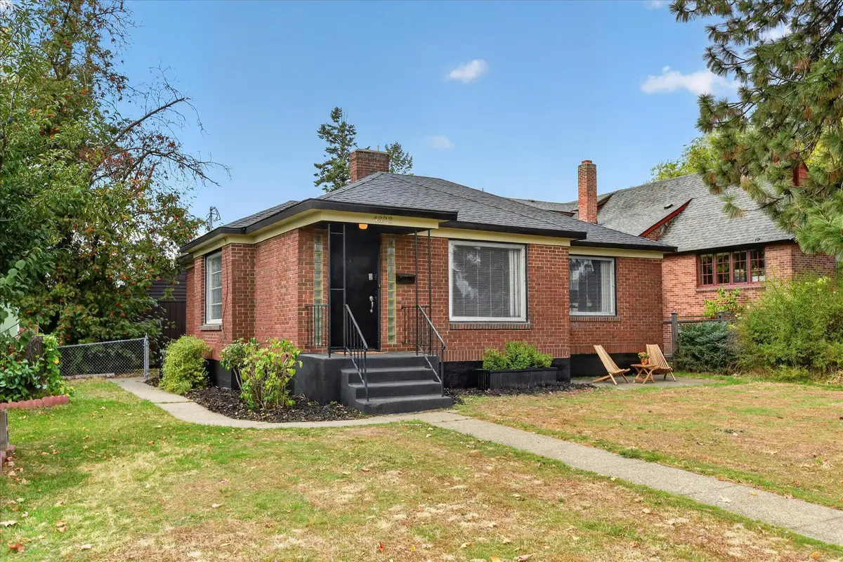 4323 N Wall St, Spokane, WA 99205 - #1
