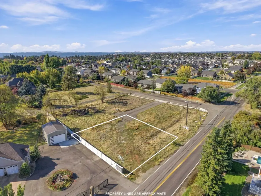 8612 N Panorama Dr, Spokane, WA 99208 - #2