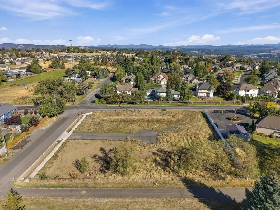 8612 N Panorama Dr, Spokane, WA 99208 - #3