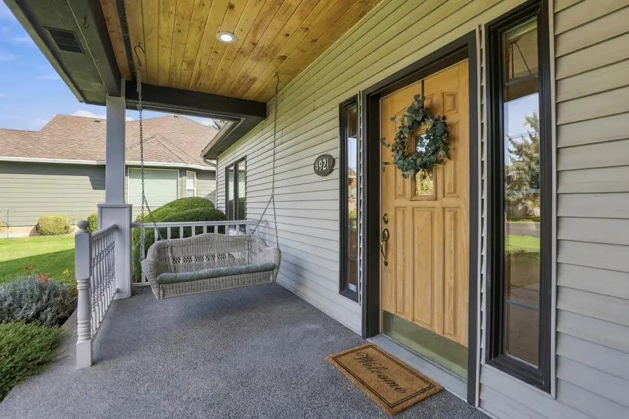 4921 S Woodfield Ln, Spokane, WA 99223 - #2