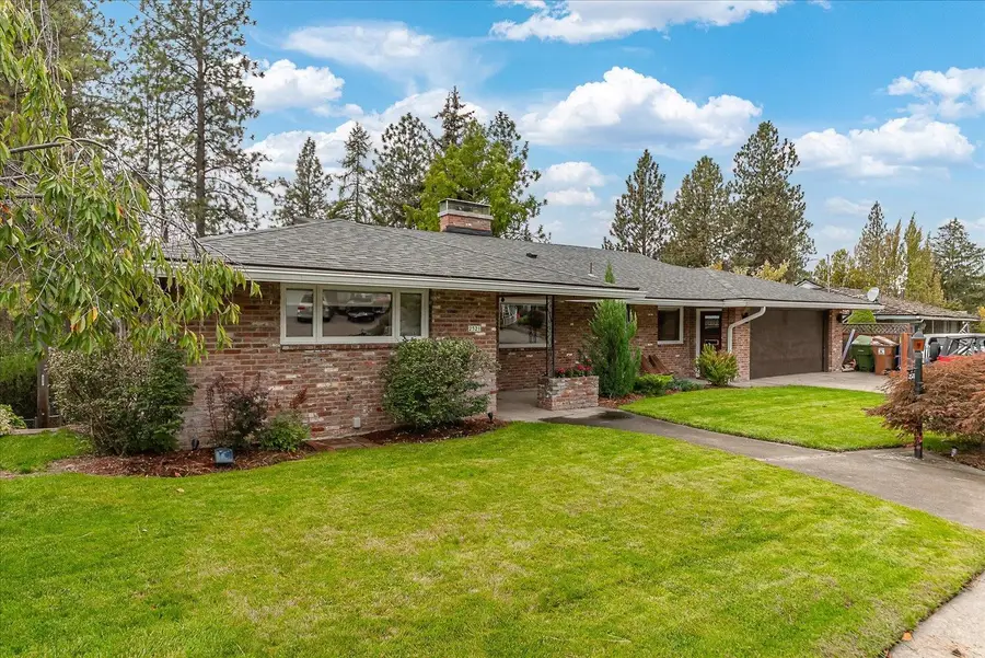 2521 W Dell Dr, Spokane, WA 99208 - #2