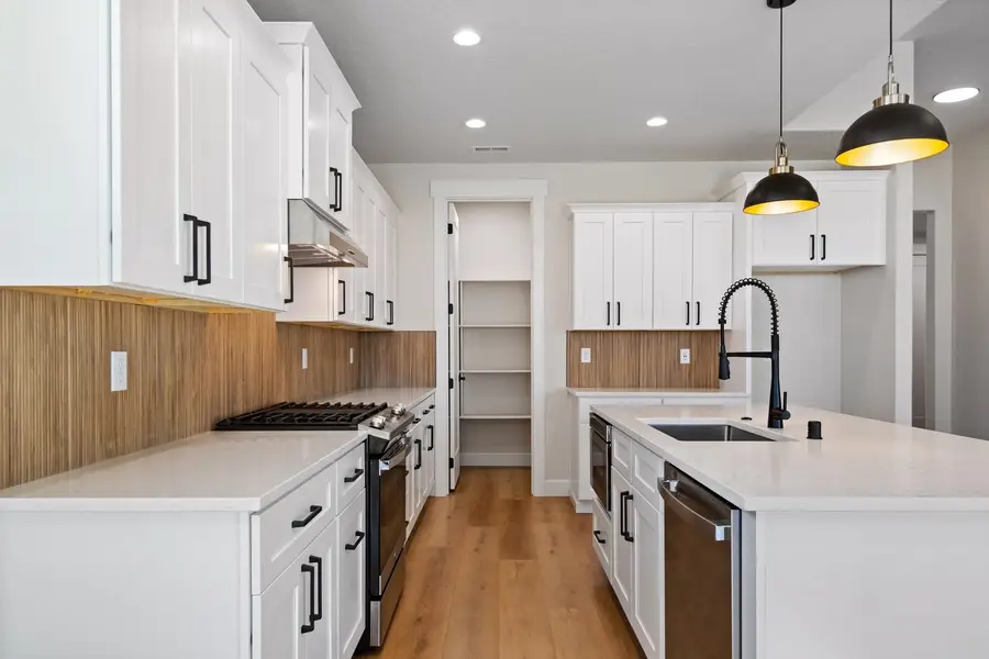 2230 E Towhee Ln, Spokane, WA 99208 - #3