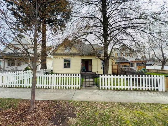 2823 W Sharp Ave, Spokane, WA 99201 - #1