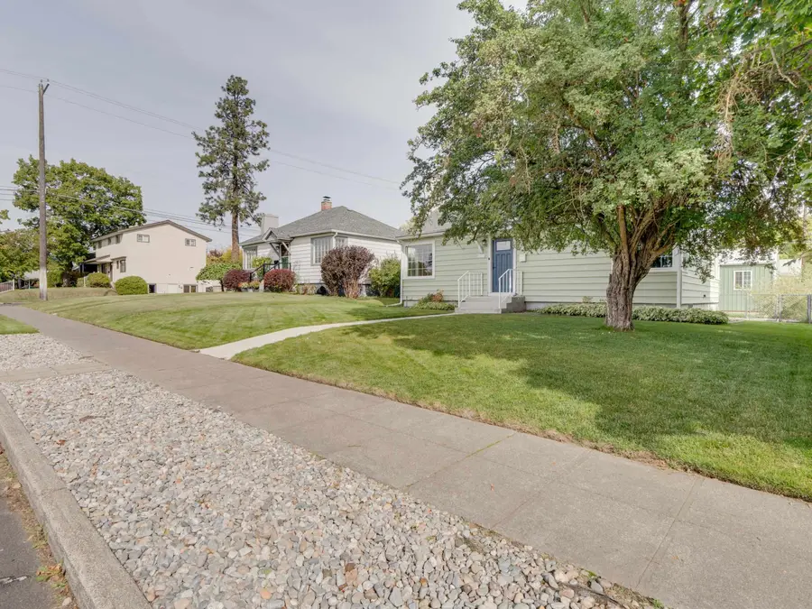 4124 N Hawthorne St, Spokane, WA 99205 - #3