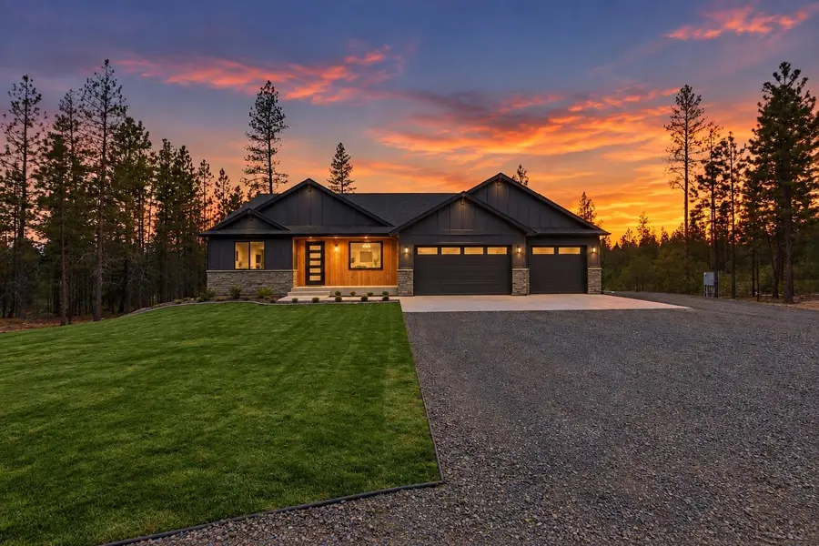 6703 E Elk Chattaroy Rd, Chattaroy, WA 99003 - #2
